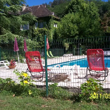 게스트하우스 D'hotes Le Menestrel 3*